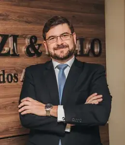 gustavo-januzzi-e-melo-advogados